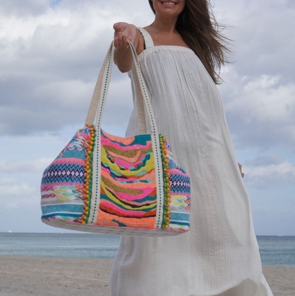 America & Beyond Daphne Beaded Tote Bag w/tassel - Picture 9 of 13